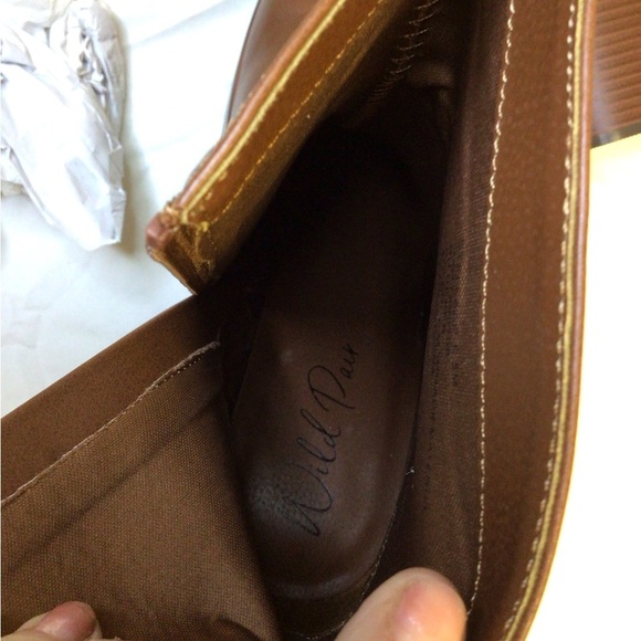 Wild Pair Brown Heeled Boots with Chunky Heel - Picture 7 of 7